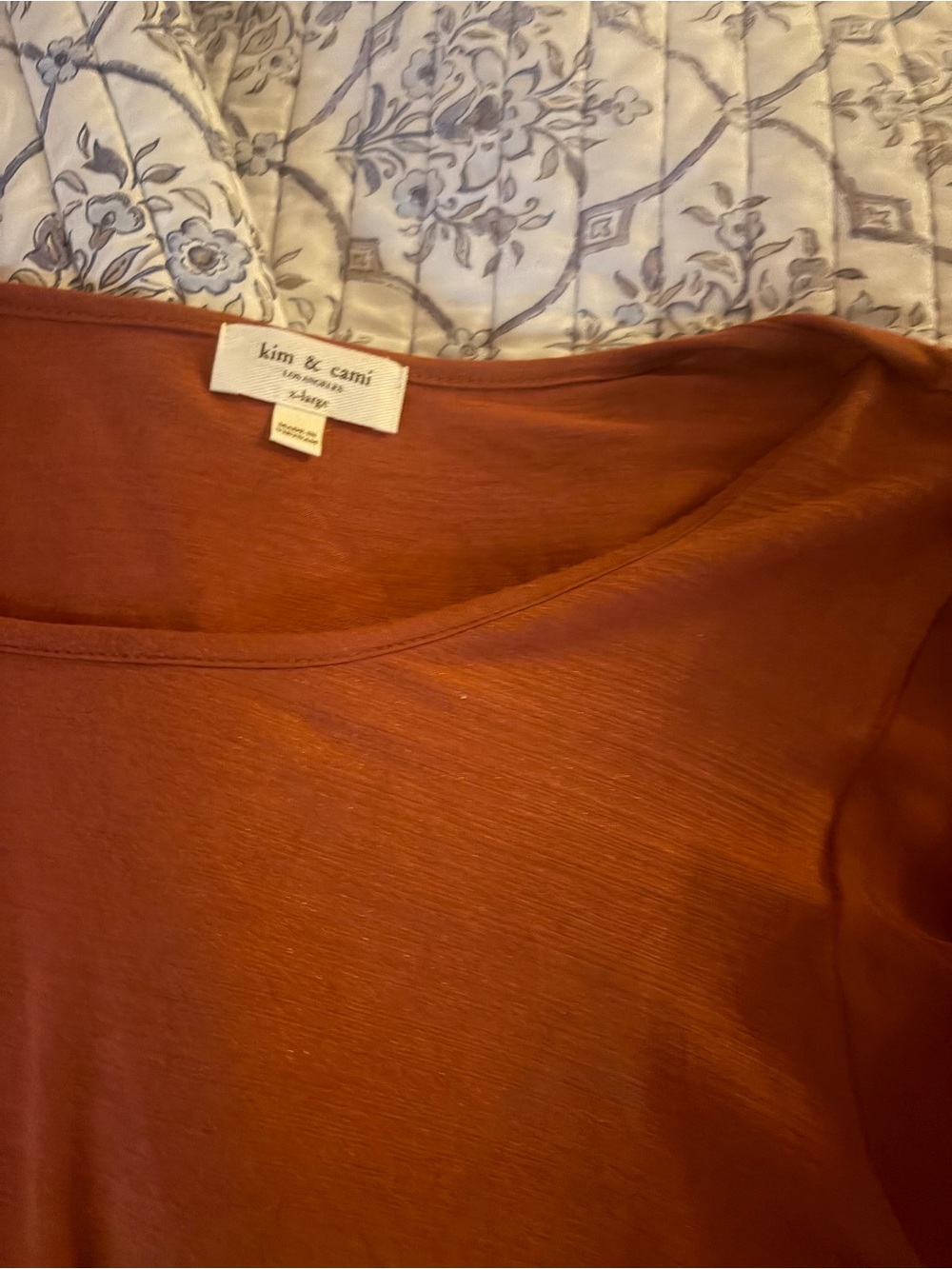 Kim & Cami Rust Scoop Neck Long Sleeve Top